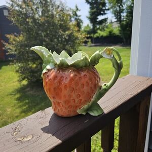 🍓Strawberry  vintage small pitcher🍓